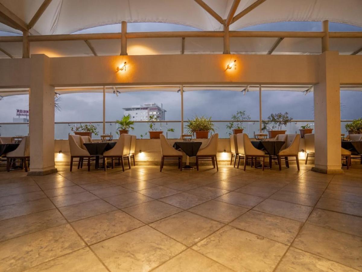 V Star Hotel Ahmednagar Exterior photo